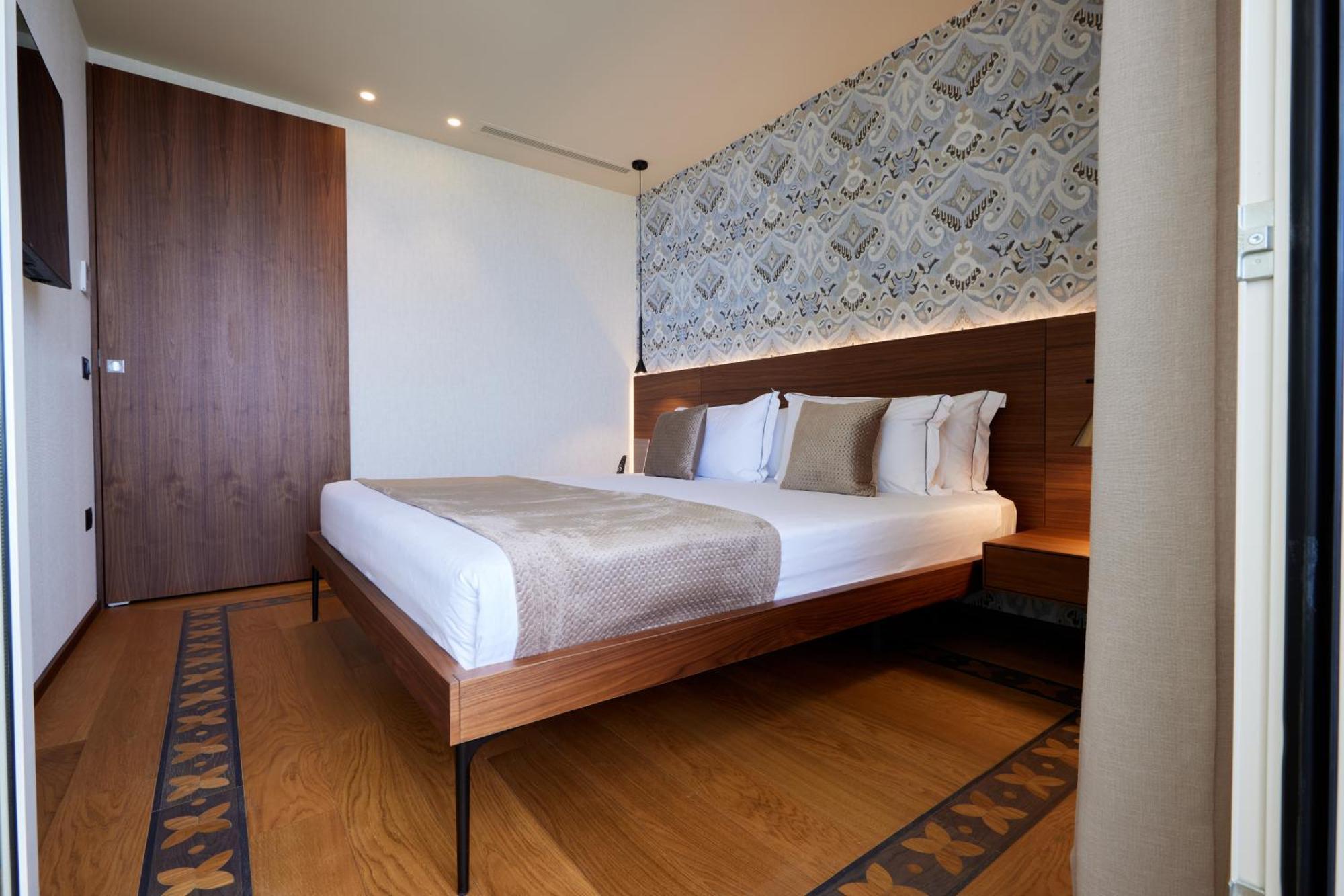Valis Luxury Hotel Vlorë 외부 사진
