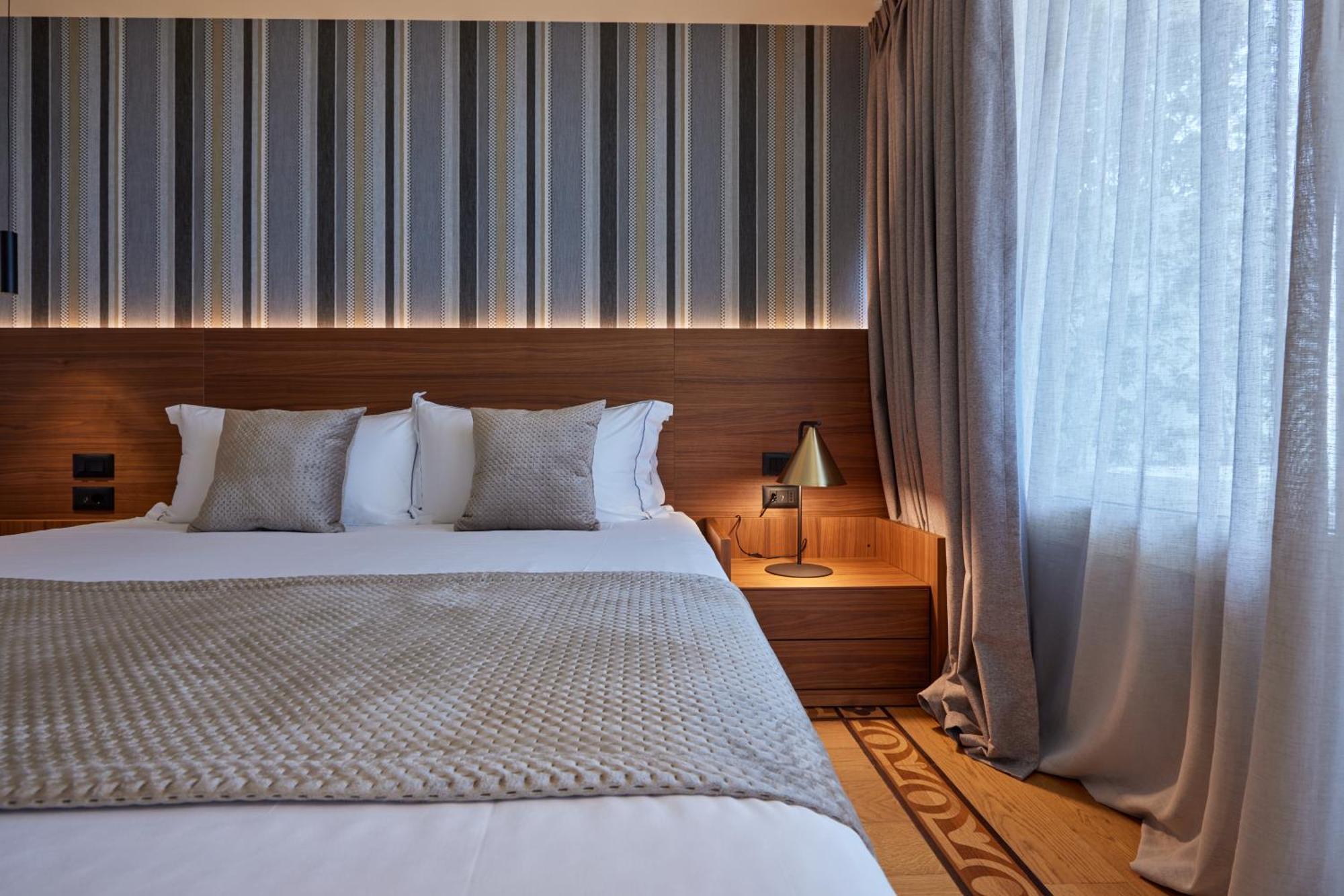Valis Luxury Hotel Vlorë 외부 사진