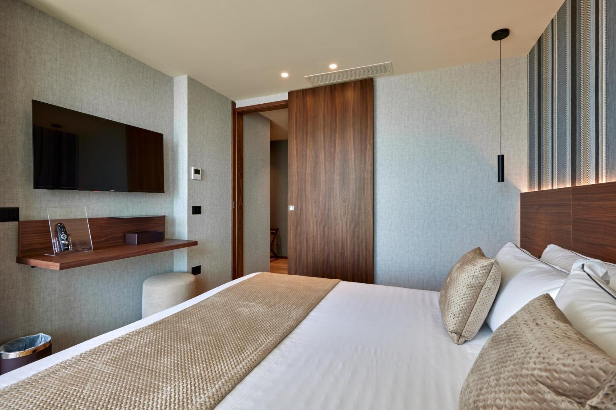 Valis Luxury Hotel Vlorë 외부 사진